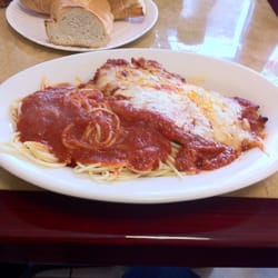 Lillian Pizzeria - Chicken parm