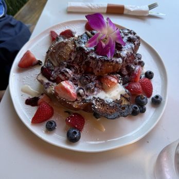 Eggy’s Neighborhood Kitchen - Breakfast & Brunch Near Me - Berkeley, California Eggy’s Neighborhood Kitchen - Breakfast & Brunch Near Me - Berkeley, California