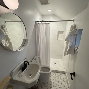 Colorado Lodge - Interior - Vacation Rentals Near Me - Big Bear Lake, California