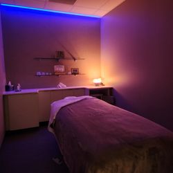 Elements Massage - Bellingham - Our massage rooms are warm and welcoming.  Here you can enjoy your "me time" in peace and comfort.
