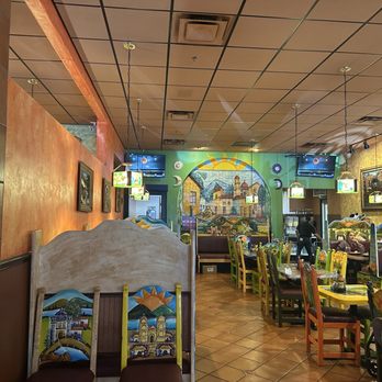 Linda Vista - Atmosphere - Mexican Near Me - Gainesville, Florida Linda Vista - Atmosphere - Mexican Near Me - Gainesville, Florida