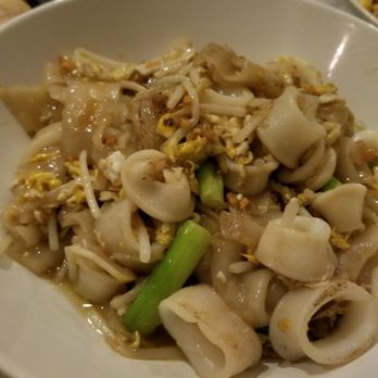 Kin'd - Thai Near Me - Fresh Meadows, New York