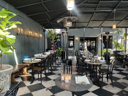 lolo wine bar by null