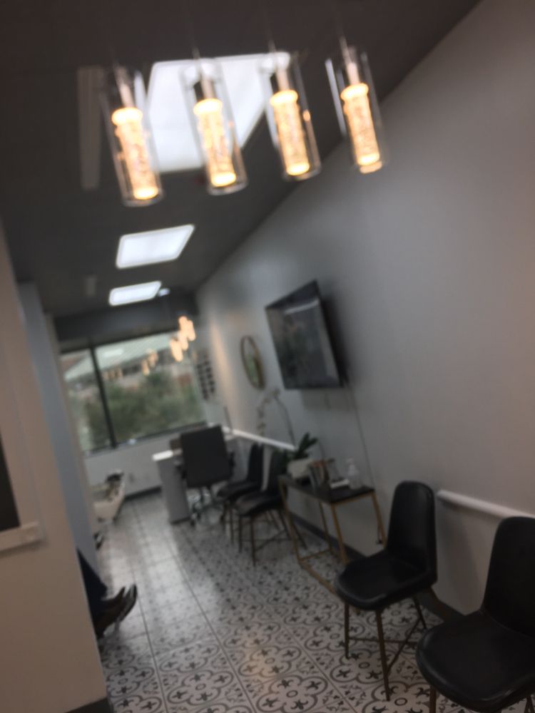 Canal Place Barber & Nail Salon Logo