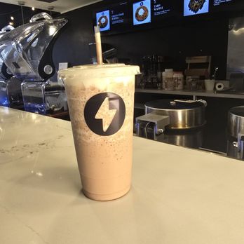 Aura Blends & Crafts - Chocolate PeanutButter Shake - Juice Bars & Smoothies Near Me - Oakland Park, Florida