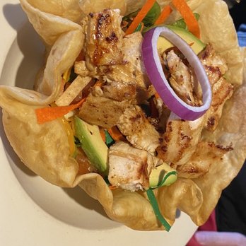 Lupe's Comida con Sabor - Fajita chicken salad - Tex-Mex Near Me - Arlington, Texas