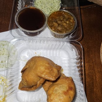 Lahori Restaurant - samosas and three dips - Pakistani Near Me - San Jose, California Lahori Restaurant - samosas and three dips - Pakistani Near Me - San Jose, California