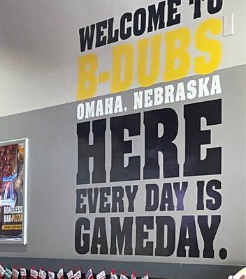 Buffalo Wild Wings by null