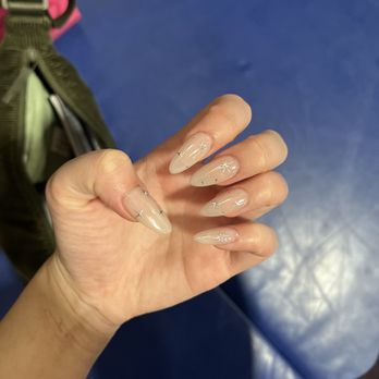 Zen Nail Bar - Nail Salons Near Me - Riverside, California