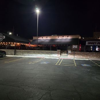Draft Picks - Sports Bars Near Me - Mount Prospect, Illinois