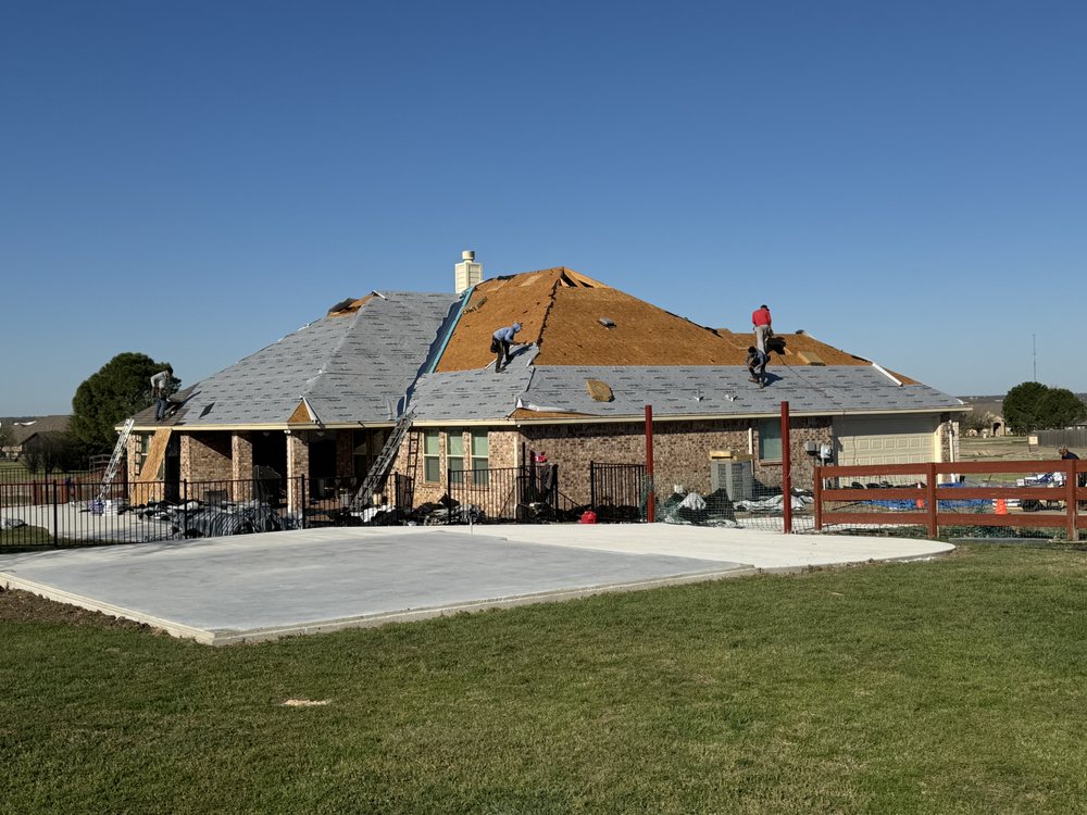 Slide of Bravo Roofing & Gutters