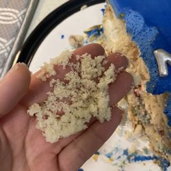 Jaybear Bake Shop - Dry crumbled cake