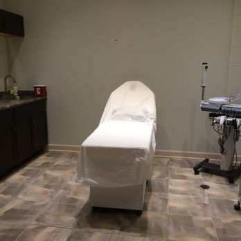 Uzma's Threading Place - Threading Services Near Me - Vernon Hills, Illinois Uzma's Threading Place - Threading Services Near Me - Vernon Hills, Illinois