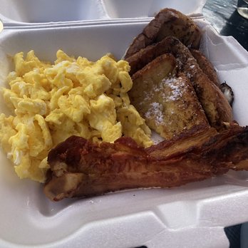 Macchiato Coffee Shop - French toast w/ eggs & bacon. - Coffee & Tea Near Me - San Juan, Puerto Rico Macchiato Coffee Shop - French toast w/ eggs & bacon. - Coffee & Tea Near Me - San Juan, Puerto Rico