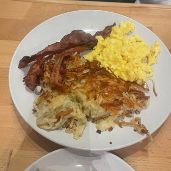 Nina's Brunch - Hash browns, bacon and scrabbled eggs - Breakfast & Brunch Near Me - Forney, Texas Nina's Brunch - Hash browns, bacon and scrabbled eggs - Breakfast & Brunch Near Me - Forney, Texas