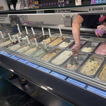 Bella’s Gelato Shoppe - Ice Cream & Frozen Yogurt Near Me - Tucson, Arizona