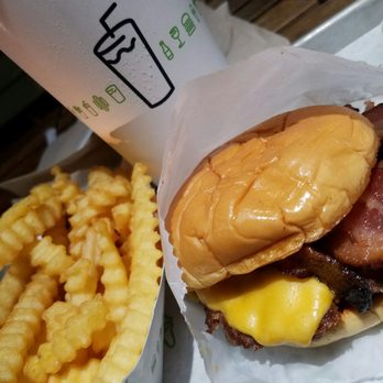Shake Shack Boca Raton - Smoke burger - Burgers Near Me - Boca Raton, Florida