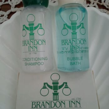 The Brandon Inn - Cheap, skin-drying toiletries - Venues & Event Spaces Near Me - Brandon, Vermont The Brandon Inn - Cheap, skin-drying toiletries - Venues & Event Spaces Near Me - Brandon, Vermont