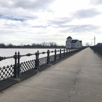 Crescent Hill Reservoir - Landmarks & Historical Buildings Near Me - Louisville, Kentucky