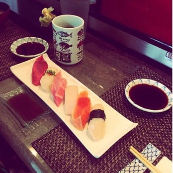 Takenoko Sushi - It looked gorgeous, but I think I only enjoyed 3 of the 6 pieces. - Japanese Near Me - Hilo, Hawaii Takenoko Sushi - It looked gorgeous, but I think I only enjoyed 3 of the 6 pieces. - Japanese Near Me - Hilo, Hawaii