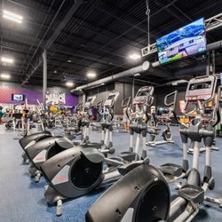 Crunch Fitness - Gainesville