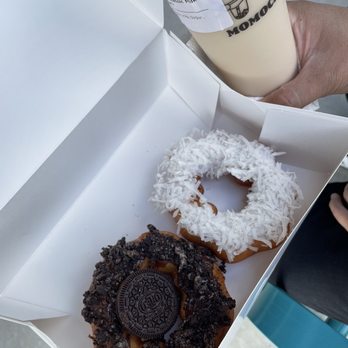 MoMoCha - Oreo and coconut mochi donut Large classic milk tea - Bubble Tea Near Me - Oklahoma City, Oklahoma MoMoCha - Oreo and coconut mochi donut Large classic milk tea - Bubble Tea Near Me - Oklahoma City, Oklahoma
