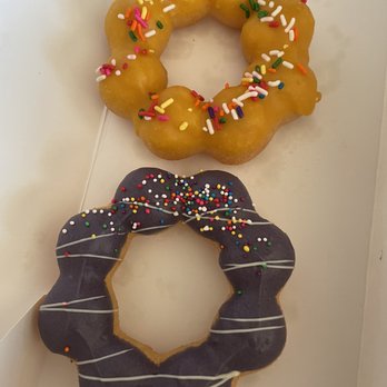 MoMo Mochi - Ube and mango donuts - Donuts Near Me - Rockville, Maryland MoMo Mochi - Ube and mango donuts - Donuts Near Me - Rockville, Maryland