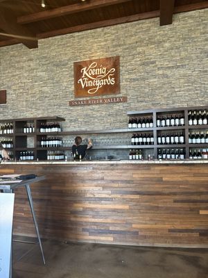 Koenig Vineyards by null
