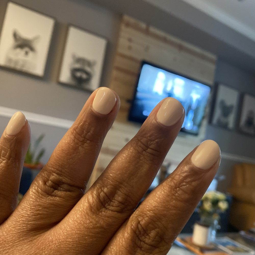 Gloss Bar - Gel mani - Waxing Near Me - Washington, DC, District of Columbia Gloss Bar - Gel mani - Waxing Near Me - Washington, DC, District of Columbia