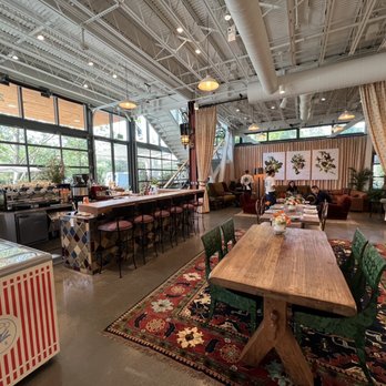 Little Saint - Seating areas - Vegan Near Me - Healdsburg, California