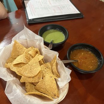 La Esperanza Restaurant - Complimentary - Mexican Near Me - Chicago, Illinois