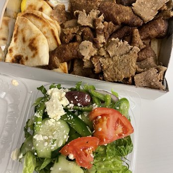 Vernon Grille - Lamb and Beef (Mix) Gyro Platter - Greek Near Me - City, New York Vernon Grille - Lamb and Beef (Mix) Gyro Platter - Greek Near Me - City, New York