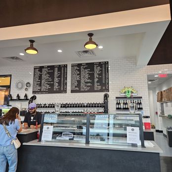 Aviator Pizza & Drafthouse - Order counter - Pizza Near Me - Houston, Texas Aviator Pizza & Drafthouse - Order counter - Pizza Near Me - Houston, Texas