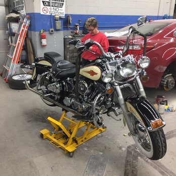 Final Touch Auto Collision - Julio's Magic! - Body Shops Near Me - Seaford, New York