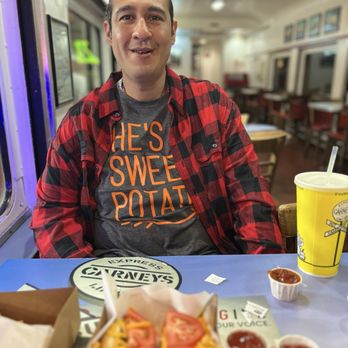 Carneys - Burgers Near Me - Los Angeles, California Carneys - Burgers Near Me - Los Angeles, California