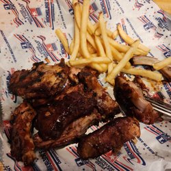 Michelbob's Championship Ribs & Steaks - My meal-the nine ribs and the french fries my friend tossed into my plate. A great lunch!