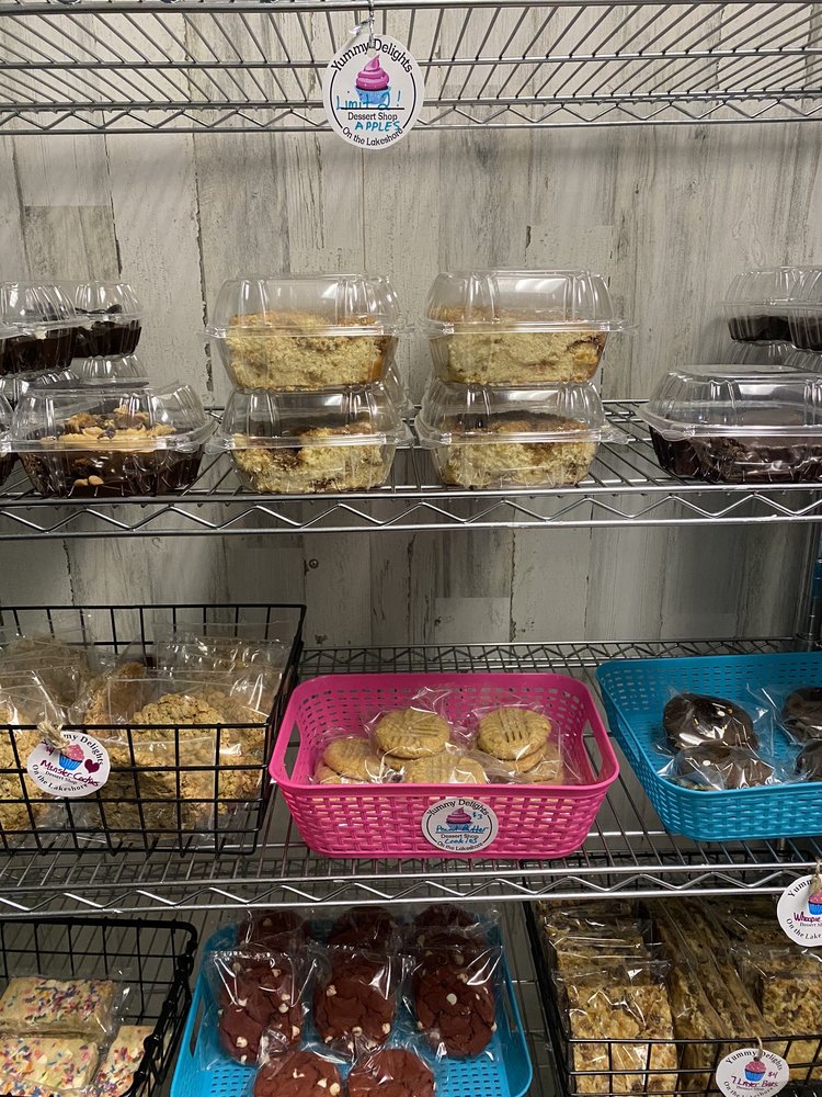 YUMMY DELIGHTS ON THE LAKESHORE 1845 Lakeshore Dr, Muskegon, Michigan