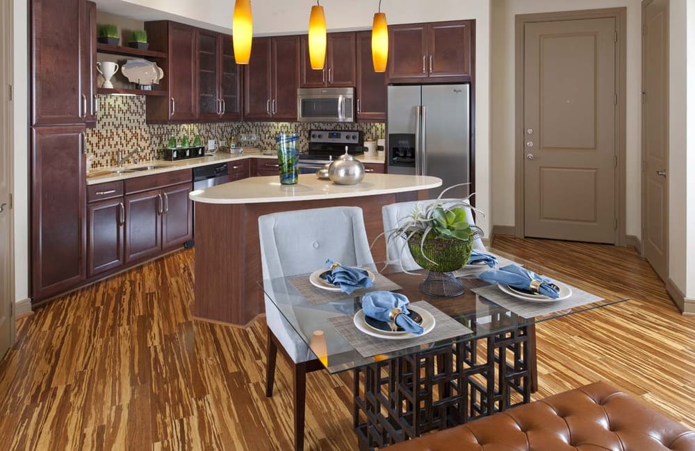 UPTOWN TRAIL APARTMENTS Updated May 2024 50 Photos & 50 Reviews