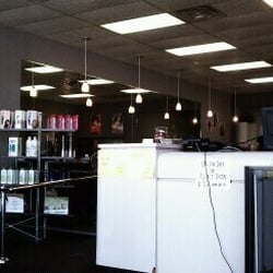 Aisha's Salon & Spa - Aisha's