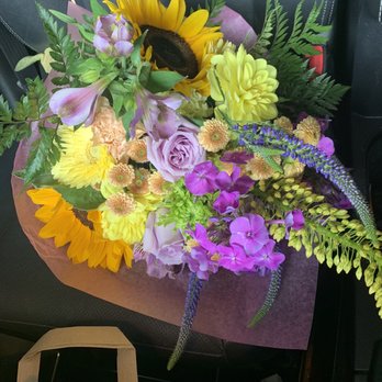 The Flower Lady - Florists Near Me - Seattle, Washington