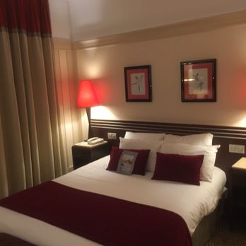 Mercure Plaza Centre - King suite with ocean view - Hotels Near Me - Biarritz, 64 Mercure Plaza Centre - King suite with ocean view - Hotels Near Me - Biarritz, 64