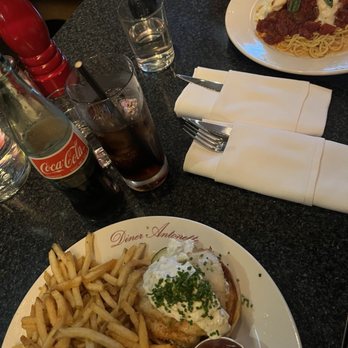 Diner Antonette - New American Near Me - Santa Monica, California
