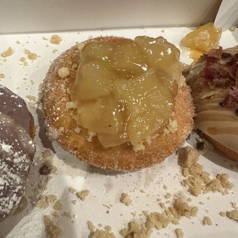 Duck Donuts - Apple crumble - Donuts Near Me - Las Vegas, Nevada