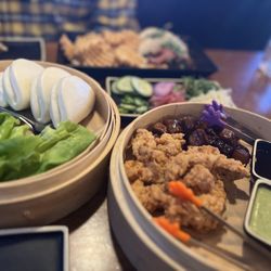 The Hideout - Bao and lettuce wrap combo