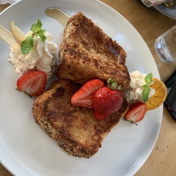 Over Easy - custard french toast - Breakfast & Brunch Near Me - Kailua, Hawaii Over Easy - custard french toast - Breakfast & Brunch Near Me - Kailua, Hawaii