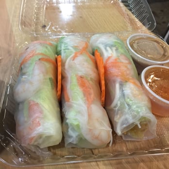 Cyclo Noodles - Spring rolls with shrimp and chicken. - Cambodian Near Me - Long Beach, California