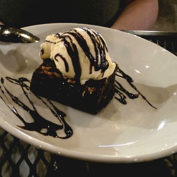 Sosta - Brownie ala mode with brown butter gelato - Coffee & Tea Near Me - Flagstaff, Arizona