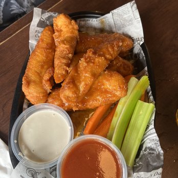 Fred and Ethel's Lantern Light - Buffalo chicken tenders - American Near Me - Galloway, New Jersey Fred and Ethel's Lantern Light - Buffalo chicken tenders - American Near Me - Galloway, New Jersey