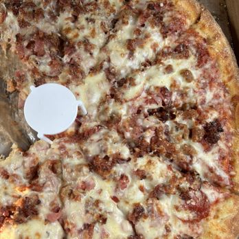 Romano’s Pizza Cafe - Ultimate Meat Pie - Pizza Near Me - Washington, Pennsylvania