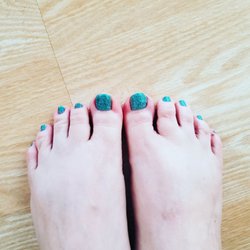 Ruby nails and spa - Glitter!